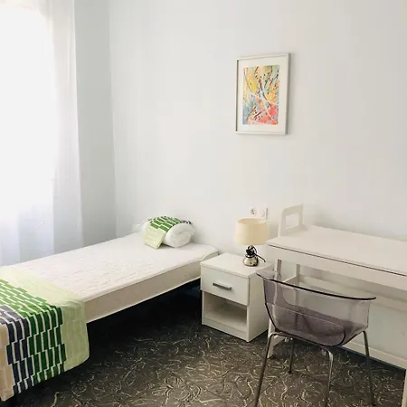 Piso Céntrico Y Moderno *